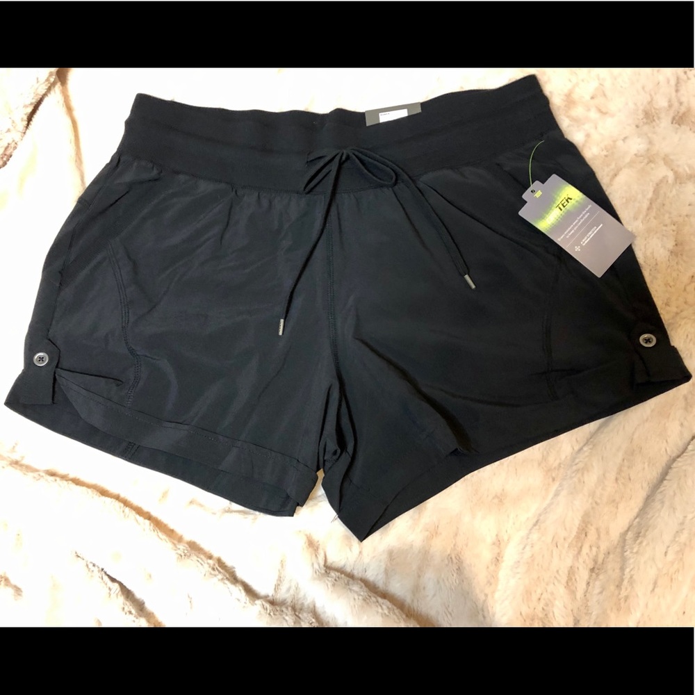 Dry Tek Women’s shorts
